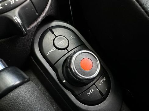 Used 2015 MINI Cooper 2-Door Hardtop image 26