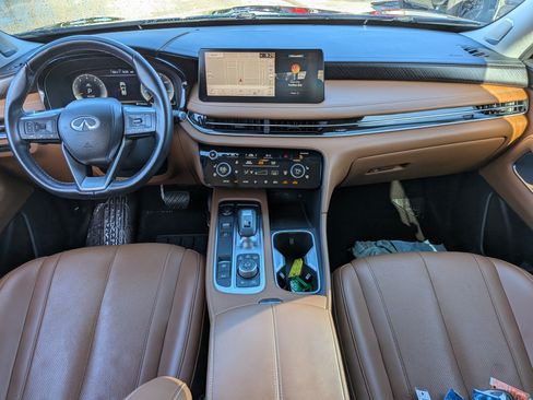 Used 2023 INFINITI QX60 Sensory w/ Cargo Package FWD image 17