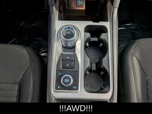 Used 2020 Ford Explorer XLT w/ Comfort Package image 31