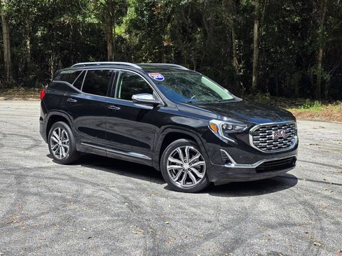 Used 2020 GMC Terrain Denali FWD image 1