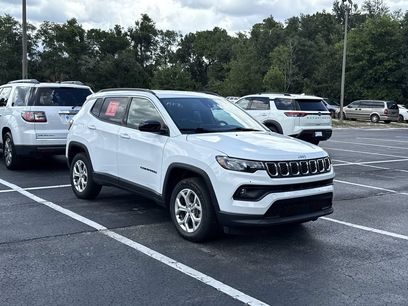 Used 2024 Jeep Compass Latitude
