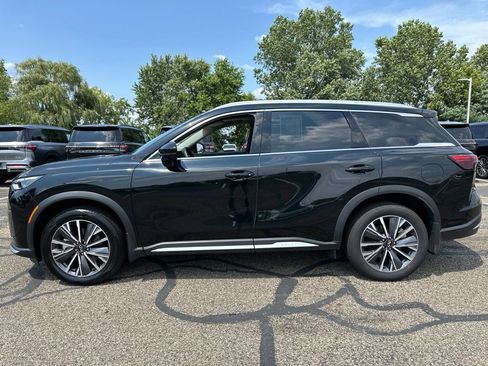 Certified 2026 INFINITI QX60 Luxe w/ Family Package AWD/4WD image 9