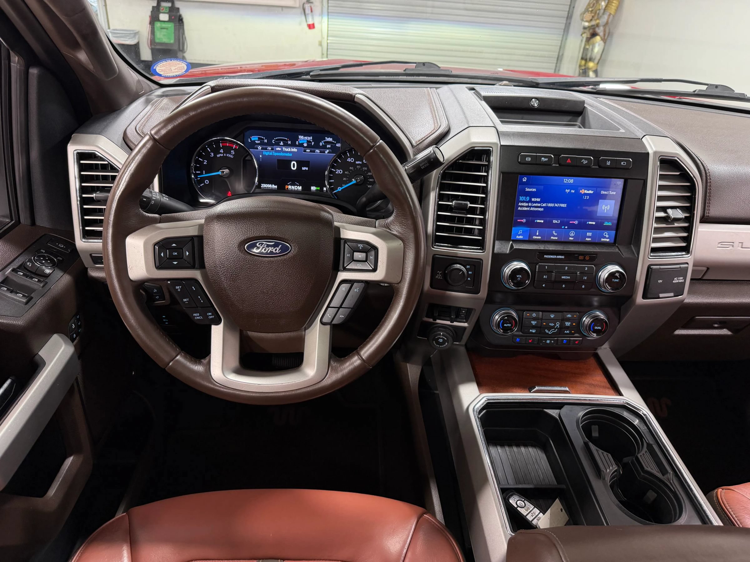 Used 2021 Ford F350 King Ranch w/ King Ranch Ultimate Package AWD/4WD image 27