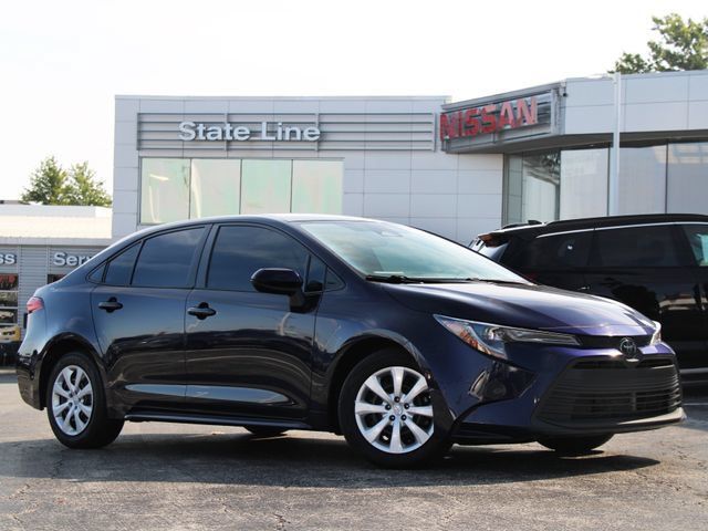 Used 2024 Toyota Corolla LE FWD image 1