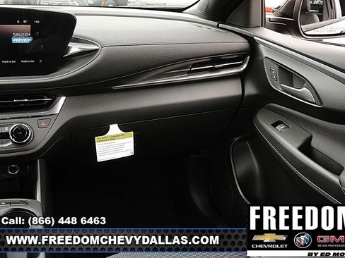 New 2026 Buick Envista Preferred FWD image 35