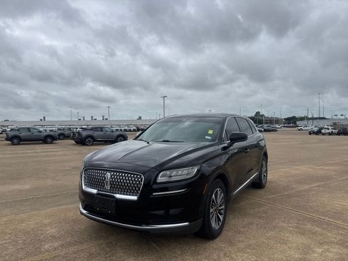 Used 2022 Lincoln Nautilus Reserve w/ Luxury Package FWD image 7