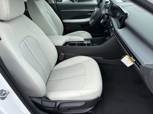 New 2026 Hyundai Sonata SEL FWD image 15
