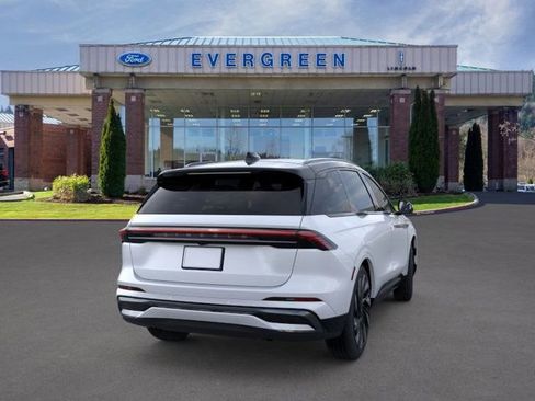 New 2026 Lincoln Nautilus Reserve w/ Jet Appearance Package AWD/4WD image 8