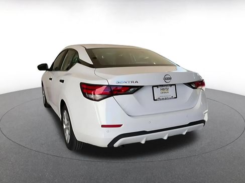 Used 2025 Nissan Sentra S image 11