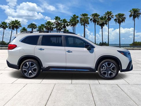 Certified 2025 Subaru Ascent Touring image 3