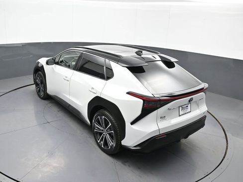 Certified 2023 Toyota bZ4X Limited image 40