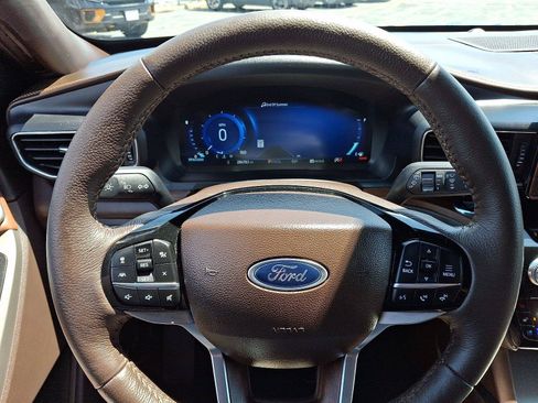 Certified 2023 Ford Explorer King Ranch AWD/4WD image 21