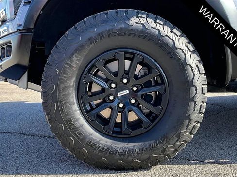 Used 2025 Ford F150 Raptor image 34