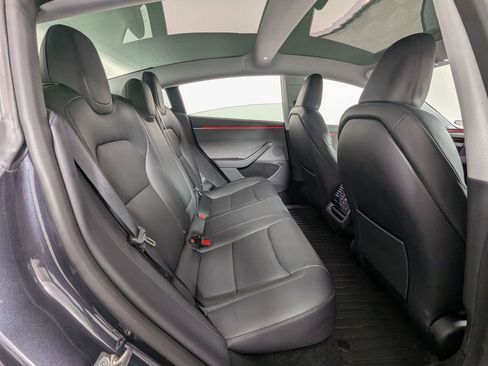 Used 2024 Tesla Model 3 Standard Range image 31