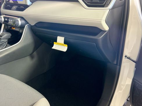 New 2025 Toyota RAV4 XLE image 34