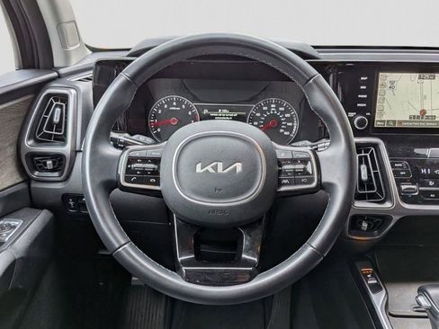 Used 2023 Kia Sorento S AWD/4WD image 15
