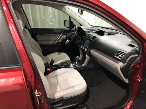 Used 2018 Subaru Forester 2.5i w/ Alloy Wheel Package AWD/4WD image 13