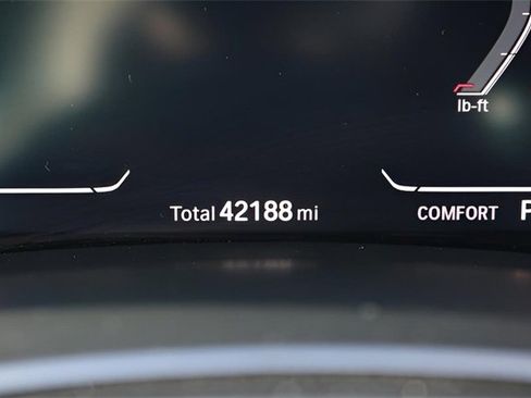 Used 2022 BMW X5 xDrive40i w/ M Sport Package image 28