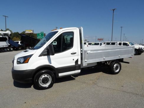 Used 2019 Ford Transit 250 138 image 3