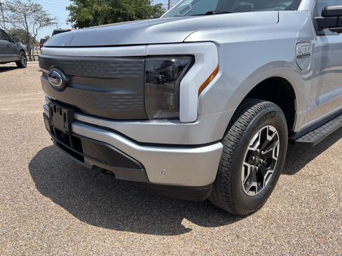 Certified 2023 Ford F150 Lightning XLT AWD/4WD image 7