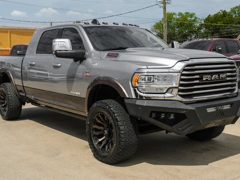 Used 2023 RAM 2500 Limited AWD/4WD image 10