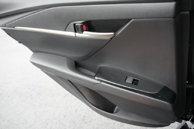 Used 2025 Toyota Camry SE FWD image 20