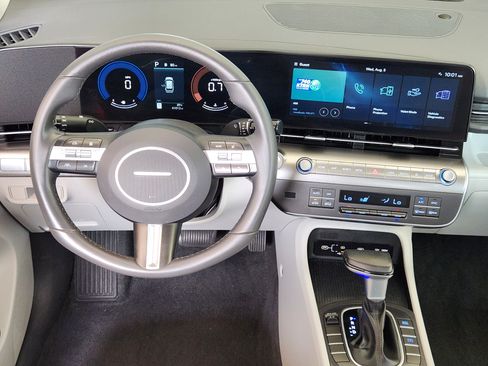Used 2025 Hyundai Kona SEL FWD image 29