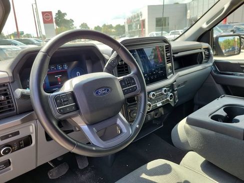 Used 2025 Ford F150 XLT w/ Equipment Group 301A Standard AWD/4WD image 19