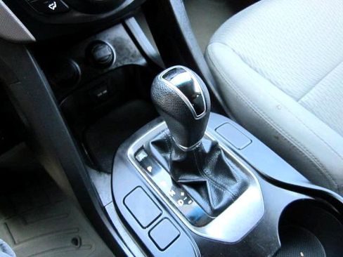 Used 2016 Hyundai Santa Fe Sport image 21