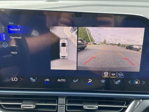 New 2026 Chevrolet Equinox EV LT image 23