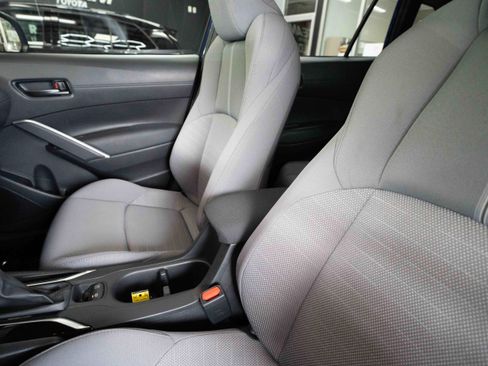 Used 2024 Toyota Corolla Cross AWD Hybrid w/ Moonroof Package image 10