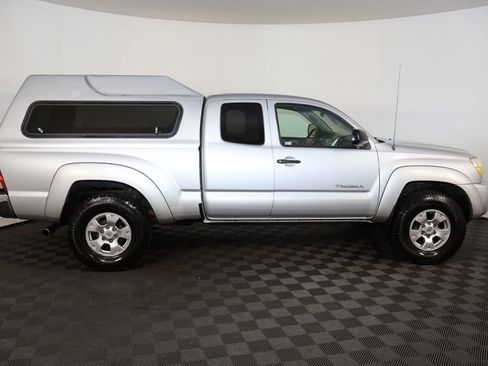 Used 2006 Toyota Tacoma PreRunner image 4