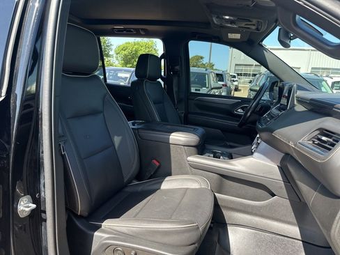 Used 2022 GMC Yukon XL SLT AWD/4WD image 24