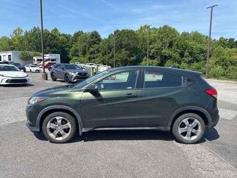 Used 2018 Honda HR-V LX image 5