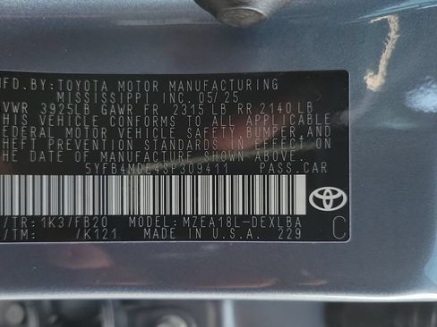 Certified 2025 Toyota Corolla LE FWD image 23
