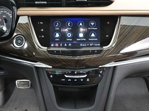 Used 2024 Cadillac XT6 Sport w/ Platinum Package image 36