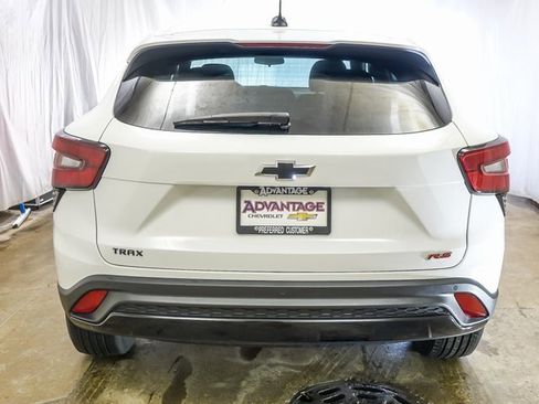 New 2026 Chevrolet Trax RS w/ Sunroof Package image 6