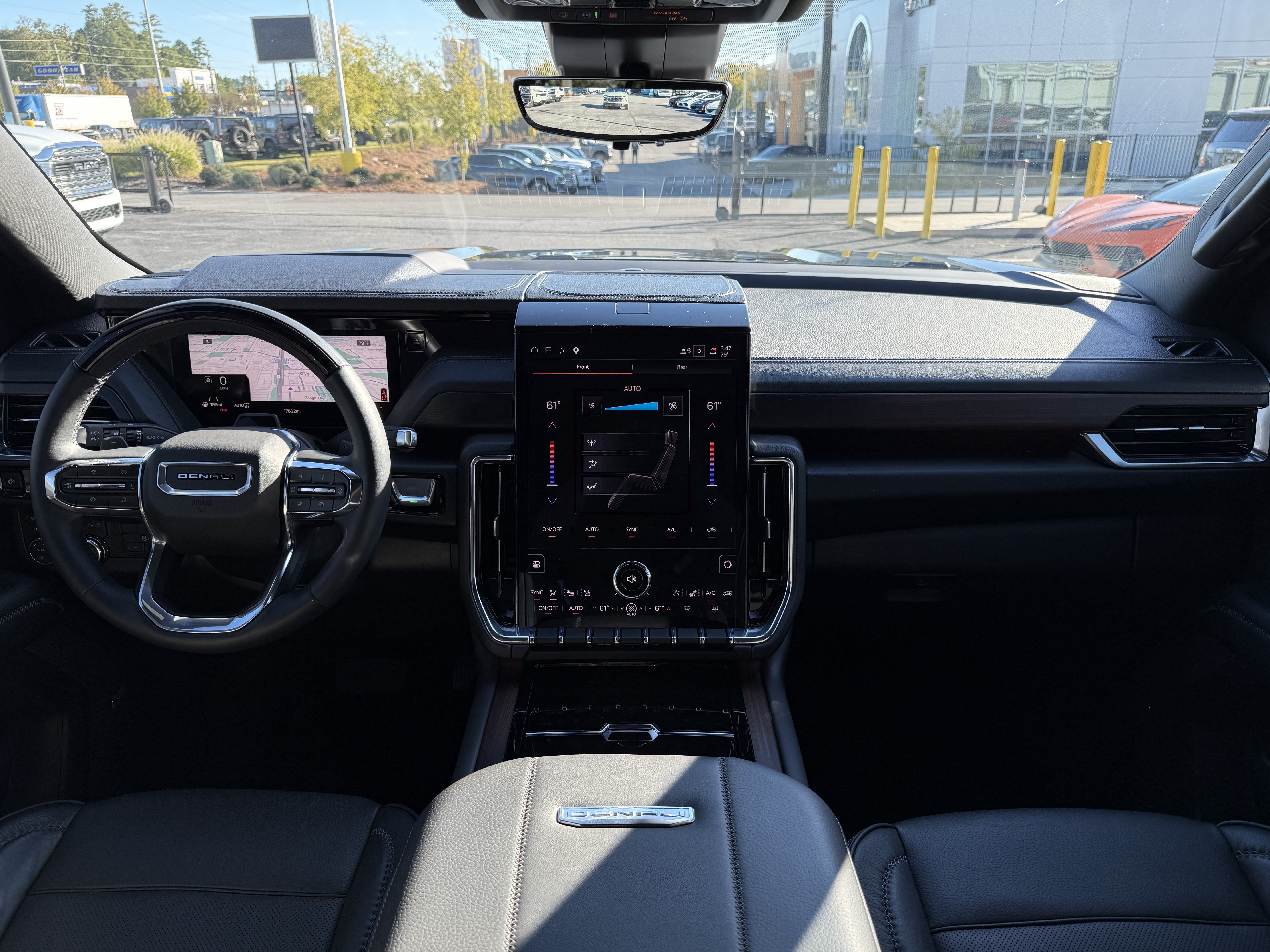 Used 2026 GMC Yukon Denali w/ Denali Reserve Package AWD/4WD image 33
