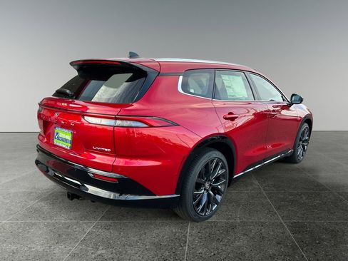 New 2025 Toyota Crown Signia Limited w/ Advanced Technology Package image 7