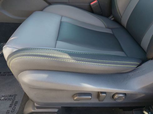 Used 2025 Subaru Outback Onyx Edition image 30