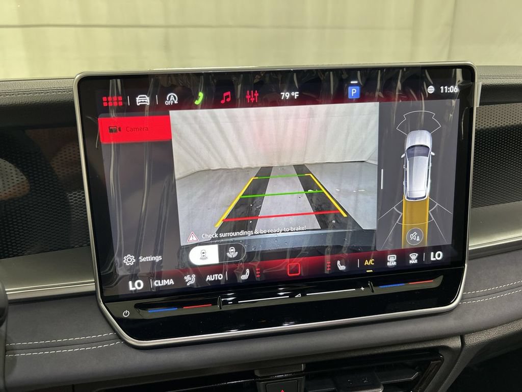 New 2026 Volkswagen Tiguan SE R-Line AWD/4WD image 17