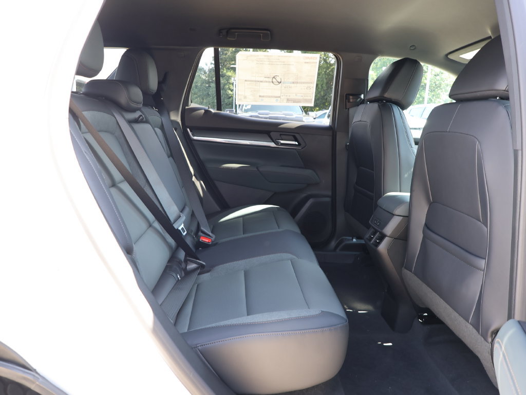New 2027 GMC Terrain AT4 w/ Convenience Package III AWD/4WD image 32