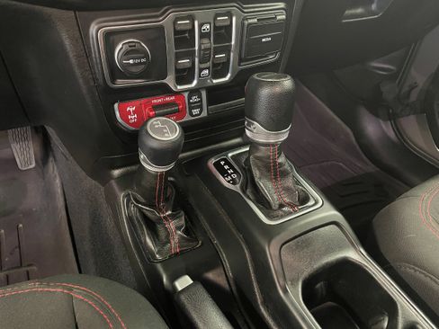Used 2021 Jeep Gladiator Rubicon image 19