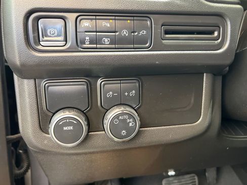 Used 2022 Chevrolet Tahoe RST w/ Luxury Package RWD image 31