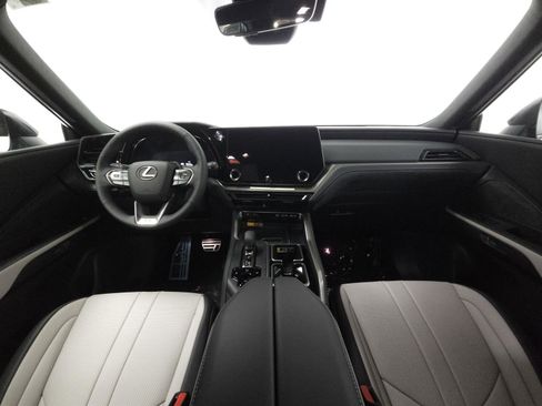 New 2026 Lexus TX 500h AWD image 6
