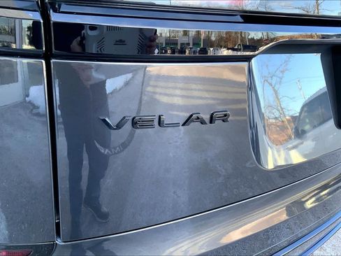 Used 2026 Land Rover Range Rover Velar Dynamic SE image 10