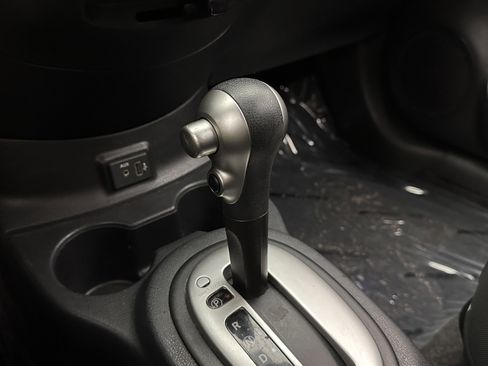 Used 2019 Nissan Versa SV image 14