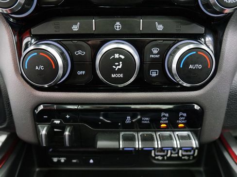 Used 2019 RAM 1500 Rebel w/ Rebel Level 2 Equipment Group AWD/4WD image 31