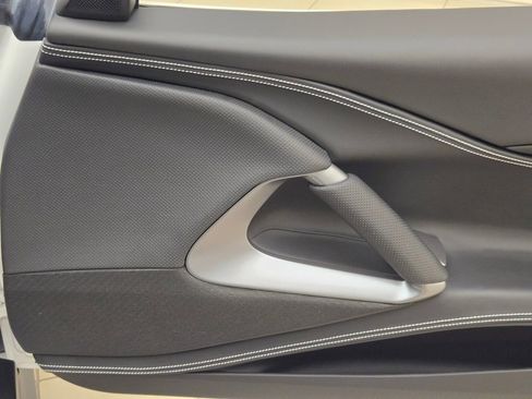 Used 2022 Ferrari 812 GTS image 27