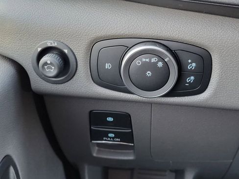 Used 2022 Ford E-Transit Medium Roof w/ Interior Upgrade Package image 30